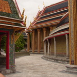 Very empty, eery and beautiful to be in a tourist free wat.