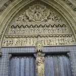 The doorway to Westminister Abbey.