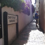 One of the tiny alleyways in Brighton's center.