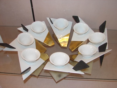 Now that is a tea set! Bet your grandma doesn't have one of those sets