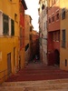 Warm summer colours for the walk up to Parc Chateau