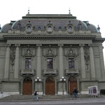 Bern: Interesting Swiss architecture - their operahouse