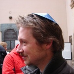 Tom's little hat for the Synagogue