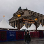 Christmas markets in the square between the two churches