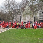 Christmas Santas on roller blades