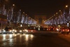 Arc de Triomphe in the distance