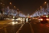 Ave des Champs-Elysées, Main shopping street