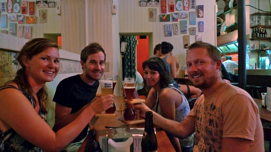Local Ales all round with Don and Cellina at Mosquito, Barcelona