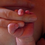 Tiny widdle fingers
