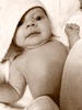 Day 23: we had our second to last midwife appointment and at 3 weeks we are finally past our birth weight! Hooray! She still continues to feed fast and sleep a lot. Nights have been really good with a midnight and 5am feed. Iris loves floating around in the bath water and tracking us with her eyes up close. She has mummy's dimples and it is gorgeous when you get that spontaneous smile.