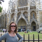 Gini with Westminister Abbey in the background.