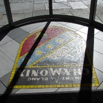 The welcome mosaic at the tourist office