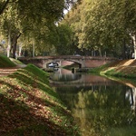 A lovely Autumn day on the canal