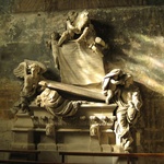 Statues in the Saint Trophine church.