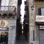 Thin side alley