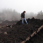 Tom finding rocks