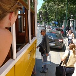 This lady on her phone was more interested in finishing her phone call than to move her car out of the way of the tram. How rude!