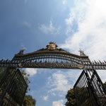 Parque Del Buen Retiro entrance